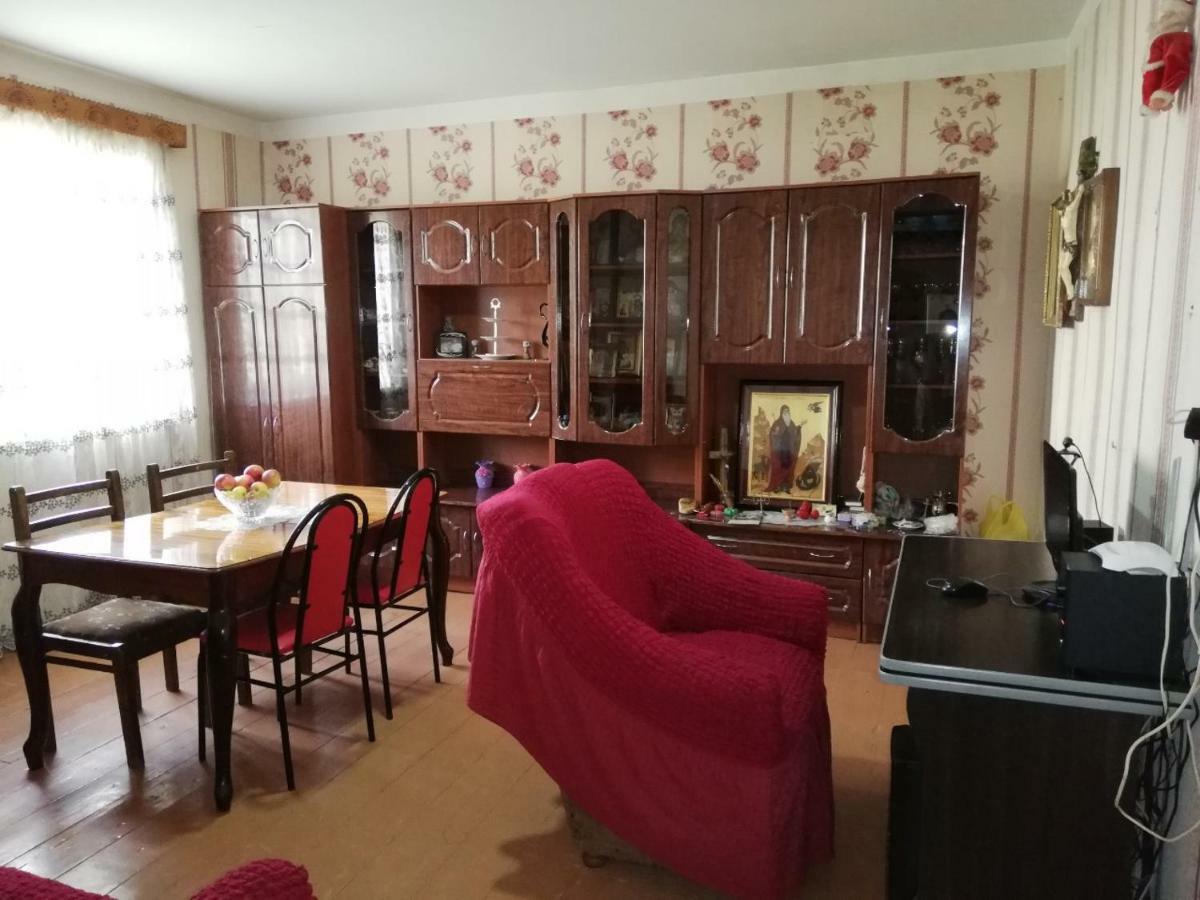 Готель Udabno Naili Екстер'єр фото